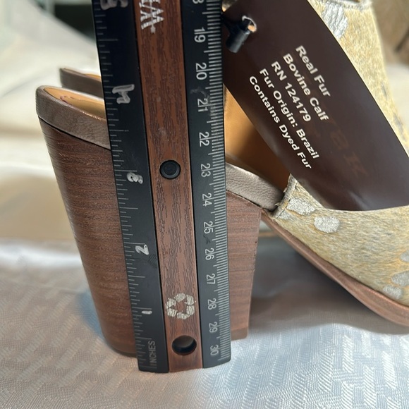 Trask Brand “Parker” shoes heels sandals leopard open toe 10M NIB silver - Picture 6 of 10